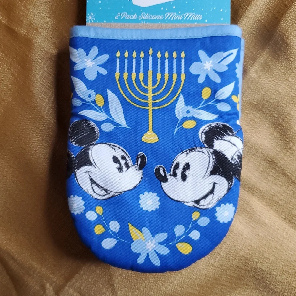 Hanukkah Oven‎ Mitts